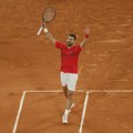Francuski portal: Kako je Novak Đoković od nacionalnog heroja postao državni neprijatelj