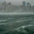 Tajfun Vifa se približava Hongkongu, vlasti izdale upozorenje, otkazane stotine letova aviona