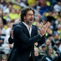 Toma tomović ostaje na klupi zvezde: Srušio Fener pa dobio novi posao!