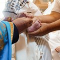 Da li deca sa modernim imenima mogu da budu krštena u crkvi? Vladika Atanasije objasnio sve češću nedoumicu