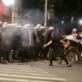 Uhapšen blokader koji je nakon protesta policiju gađao kamenicama; Oglasio se MUP