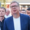 Vučić najavio novi „poklon države“: Značajno povećanje penzija već u ovoj godini