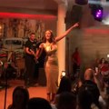 (Video): Prvi snimci sa nastupa Aleksandre Prijović gde je nastala pucnjava: Pevačica dovela atmosferu do usijanja u Mostaru…
