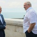 Lukašenko doputovao u Rusiju: Poznato kada se sastaje sa Putinom i o čemu će razgovarati (video)