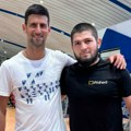 Šampion sa najboljim: Nurmagomedov pozirao sa Đokovićem