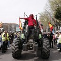 Španski farmeri napravili kolaps u Madridu: Ponovo traktorima blokirali puteve: "Mere vlade nisu dovoljne"
