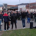 Žitelji Delijskog Visa negiraju tvrdnje gradonačelnice Niša da su njihovi protesti politički i najavljuju dvodnevnu blokadu…
