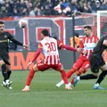 Fudbaleri Partizana vode 1:0 protiv Crvene zvezde u 175. "večitom derbiju"