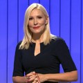 Voditeljka „Slagalice“ se potpuno opustila: Uživa na reci, a na njoj samo lepršava haljina FOTO
