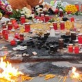 Požar ispred Železničke stanice u Novom Sadu, Vozači sprečili veću nesreću! (video)