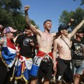 Zavirite na Tompsonov koncert u Zagrebu: Skoro pola miliona ljudi slavilo ustaštvo, uz pomoć dronova formiran ogroman krst…