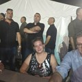 Vučič peške došao u Pionirski park: "Evo 15 do 10 je, ja sam ispred Skupštine Srbije, na ivici Ćacilenda"