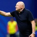 Najbolji fudbaler otišao u penziju posle ispadanja sa SP, selektor sada dobio otkaz