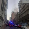 Saznajemo - požar u zgradi u centru Beograda: sve vrvi od vatrogasaca (Foto, Video)