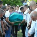 Najpotresnija scena na sahrani ubijene nizame: Srce se kida na komade od prizora na putu koji vodi do džamije (foto/video)