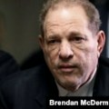 Sud u New Yorku poništio presudu Harveyu Weinsteinu za silovanje
