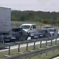 Kolona na auto-putu! Svi Srbi krenuli danas u Grčku na more, pogledajte ovaj red na vrućini