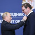 NATO lobista traži da se Vučić odrekne Putinovog ordena dok je Makron u Beogradu