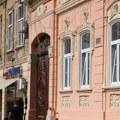 Molba zbog koje bi se svi popeli i na najviše drvo! Predivna poruka iz Sremske Mitrovice, pripazite na loptu