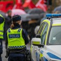 Drama u Stokholmu: Automobilnom se zaleteo u gomilu; Ima teško povređenih