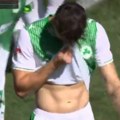 (VIDEO) Verovali ili ne – igrač isključen u 20. sekundi meča!