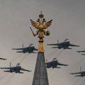 Moskva: "Bežite..."