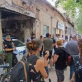 Izvršitelj uz pomoć policajaca i žandarmerije izbacio ženu iz stana u Novom Sadu: Noć provela pod vedrim nebom (VIDEO)