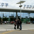 Drama na letu za Beograd: Planinar ušao u avion u Podgorici sa dve plinske boce, kažnjen službenik na kontroli putnika