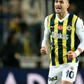 Partizanov dželat ponizio Tadićev Fenerbahče: Turski velikan doživeo istorijski debakl! Živković srušio Ajntraht u…