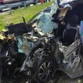 Mladić poginuo u stravičnom sudaru automobila i kamiona kod Lipovice
