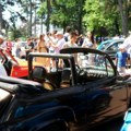 Jubilarni "Fića fest" u Kragujevcu : Izloženo stotinak zastavinih oldtajmera iz Srbije i zemalja regiona