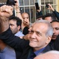 Slavlje u Teheranu: Reformista Masud Pezeškijan pobedio na predsedničkim izborima u Iranu