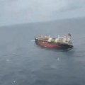 Drama u Arapskom moru: Potonuo brod sa 640 kontejnera (video)