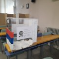 Zborovi Novog Sada učestvuju u posmatranju lokalnih izbora u Sečnju i Mionici