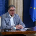 Vučić u Abu Dabiju: Prisustvuje otvaranju Nedelje održivosti 2026, predviđen sastanak sa predsednikom UAE