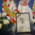 Održana komemoracija Dušku Vujoševiću: “Opominjao nas je da je biti čovek ozbiljna obaveza”