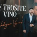 Ne trošite vino – emotivna promocija i najava muzičke trilogije Nebojše Vojvodića
