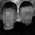 Najtužnija slika iz Banje Koviljače: Čitulja i cveće na mestu gde su život izgubila dva mladića