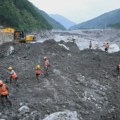 Petogodišnja devojčica provela dva dana u ruševinama u Nepalu, u bolnici se pronašla sa roditeljima