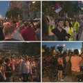 (BLOG) Komemorativne šetnje u Beogradu i Novom Sadu: Poruka studenata - "ovde smo da ne zaboravimo"