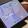 Prednosti i mane preklopnih telefona
