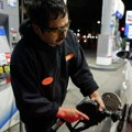 Ruski dizel sve bliži SAD: Poznat datum kada bi mogao da se pojavi na američkim pumpama