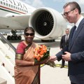 Predsednica Indije sletela na novu pistu "Nikole Tesle": Njena zemlja je među najbrže rastućim u svetu