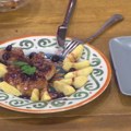 Svinjski file u umaku od borovnica