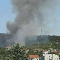 Požar u Mirijevu, vatrogasci na terenu
