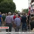 Kontramiting sa uputstvom: 33.000 ljudi „hoće da rade i uče“, ali im treba i skripta za kameru (VIDEO)