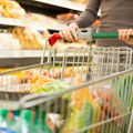 Cene su niže, neke za 10 a neke za 20 odsto Bili smo u najvećem lancu marketa i uverili se svojim očima