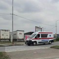 Teška saobraćajna nesreća kod Sremske Mitrovice: Autobus pun putnika sleteo u kanal (Video)