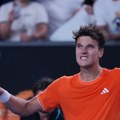 Menšik šokirao Sinera i izborio plasman u polufinale Dohe