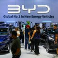 Strah američke auto-industrije: Da li Tramp i Si otvaraju put kineskim električnim vozilima